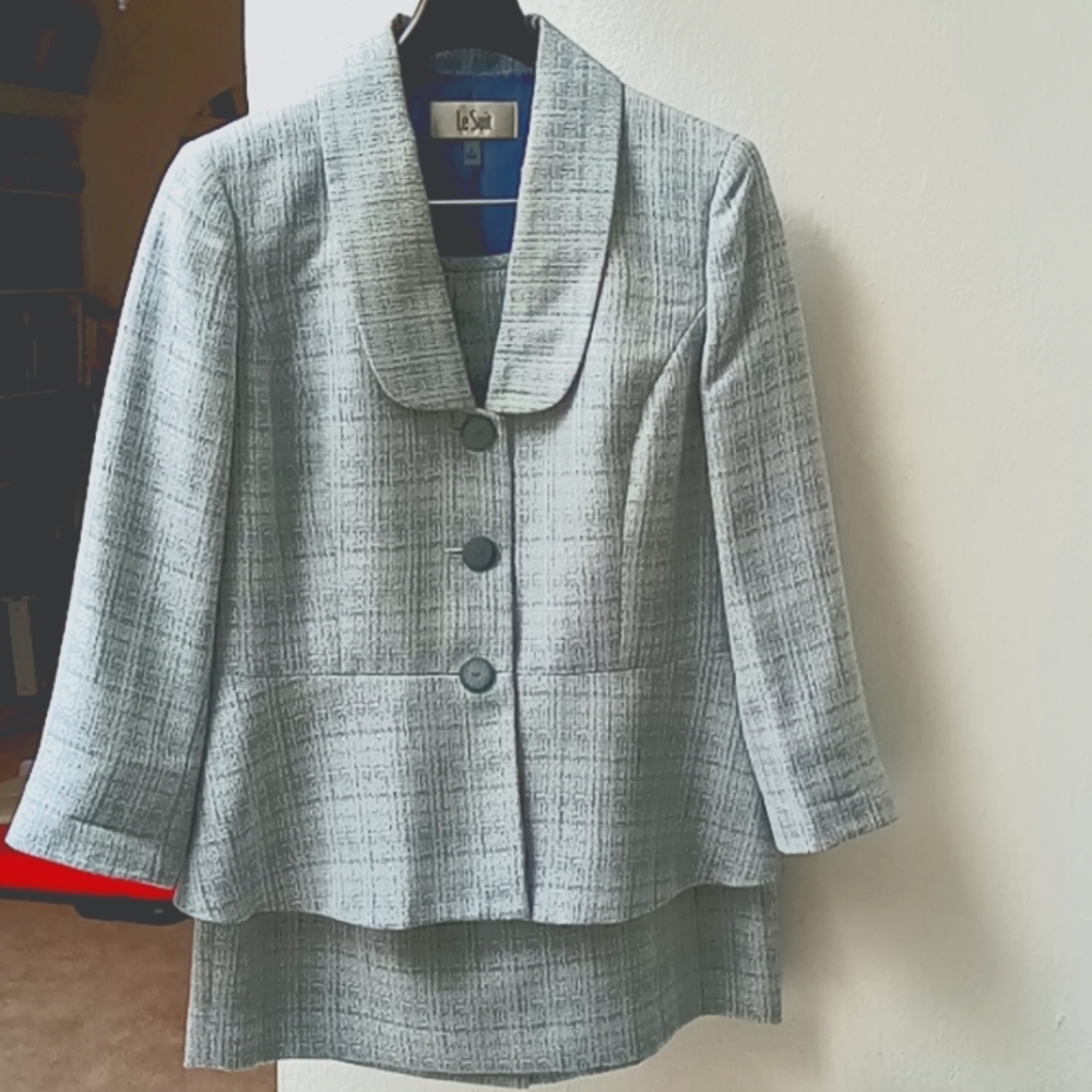Le Suit Skirt Suit